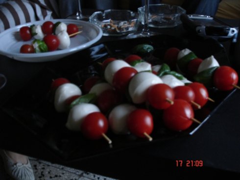 Spiedini alla caprese Spiedini alla caprese